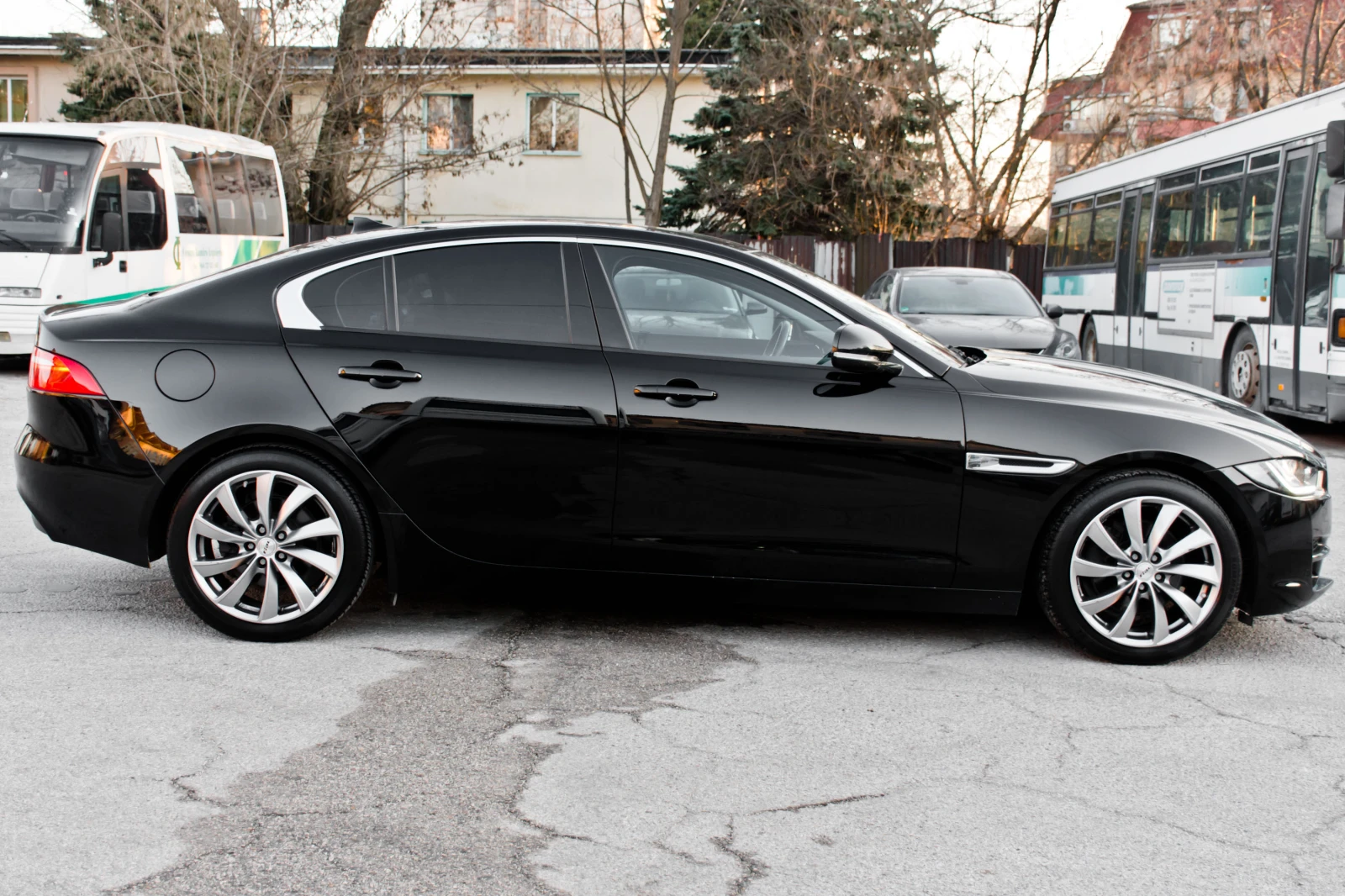 Jaguar XE 2.0D - NAVIGATION/ PRESTIGE / F1 - ZF - AUTOMATIC, снимка 8 - Автомобили и джипове - 53746638