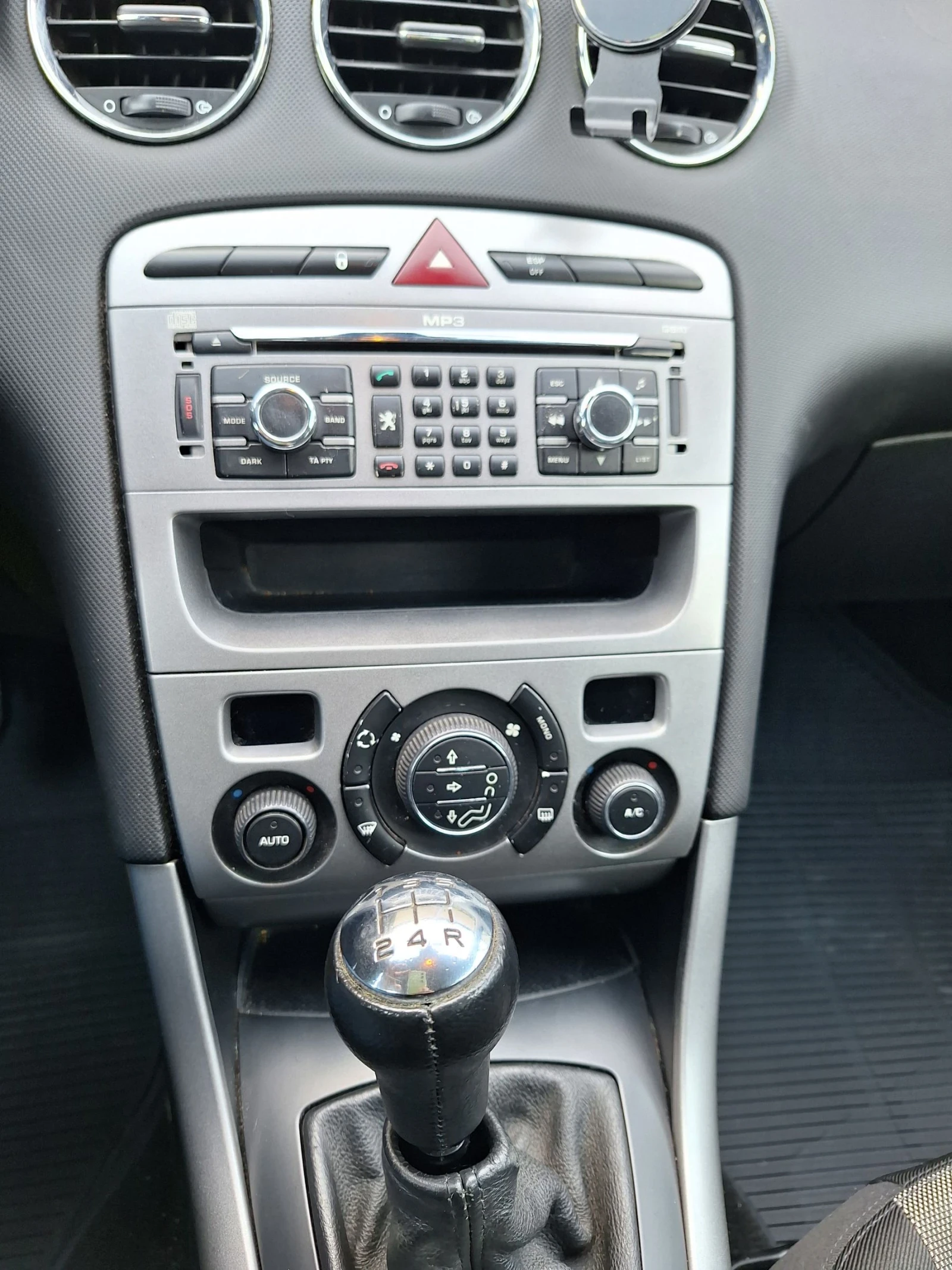 Peugeot 308 1.6, снимка 6 - Автомобили и джипове - 54004650