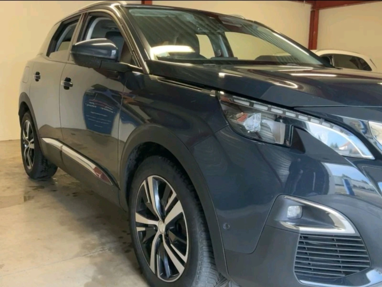 Peugeot 3008 1.5HDi Allure EAT8 , снимка 4 - Автомобили и джипове - 54128822