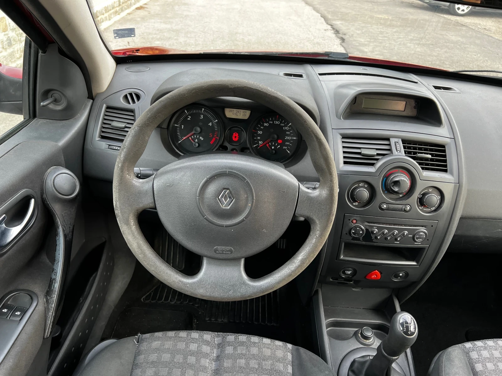 Renault Megane От Рено България като нов, снимка 12 - Автомобили и джипове - 54233231