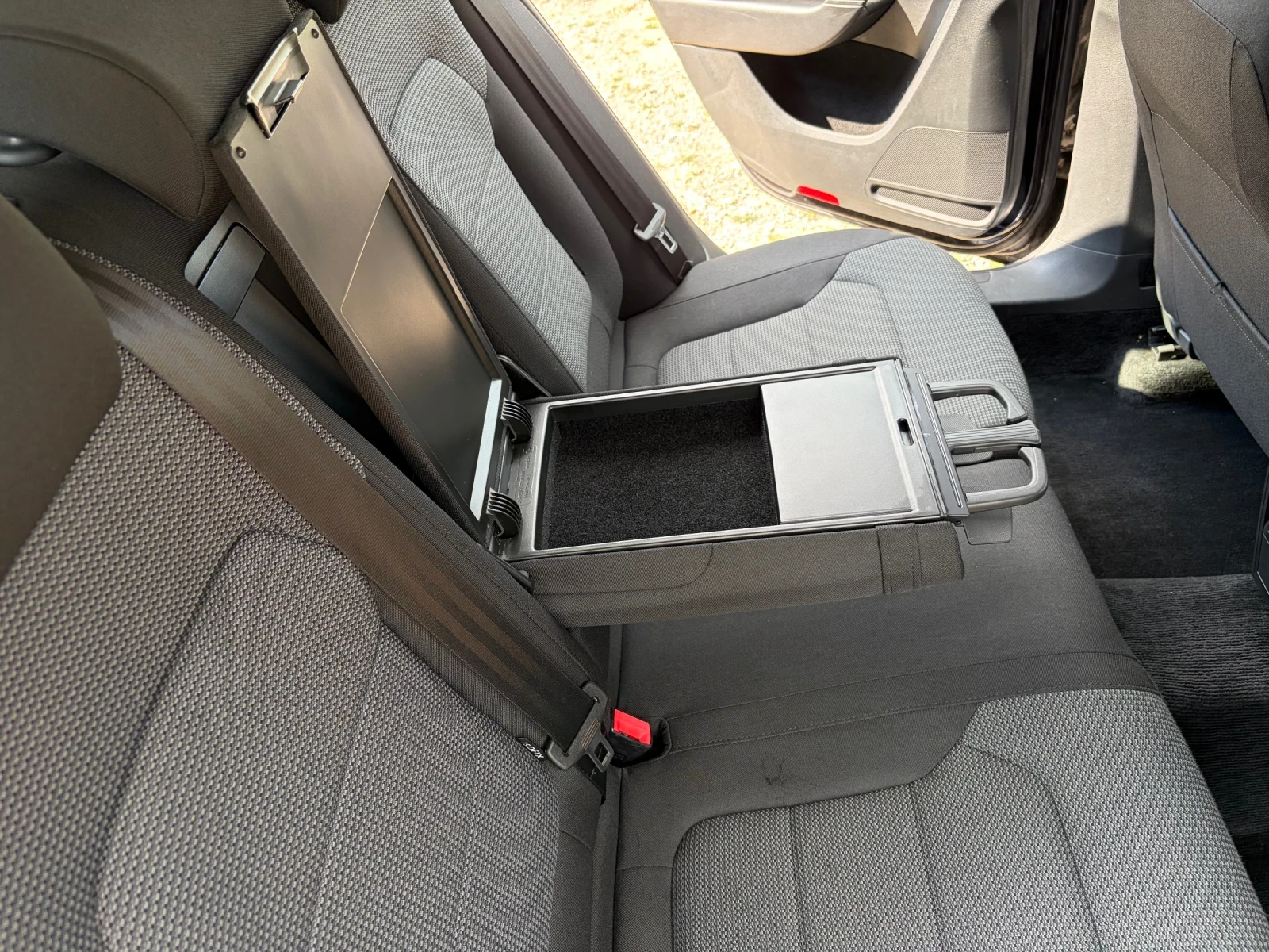 VW Passat, снимка 7 - Автомобили и джипове - 54248488