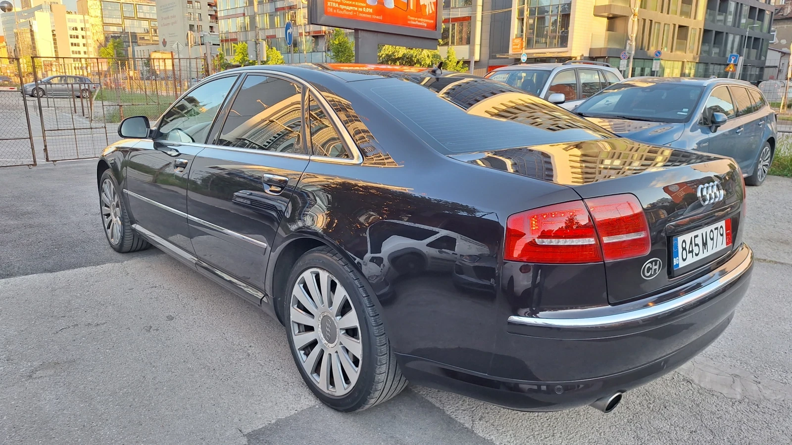 Audi A8 4.2fsi swiss full  of extras, снимка 15 - Автомобили и джипове - 54623444