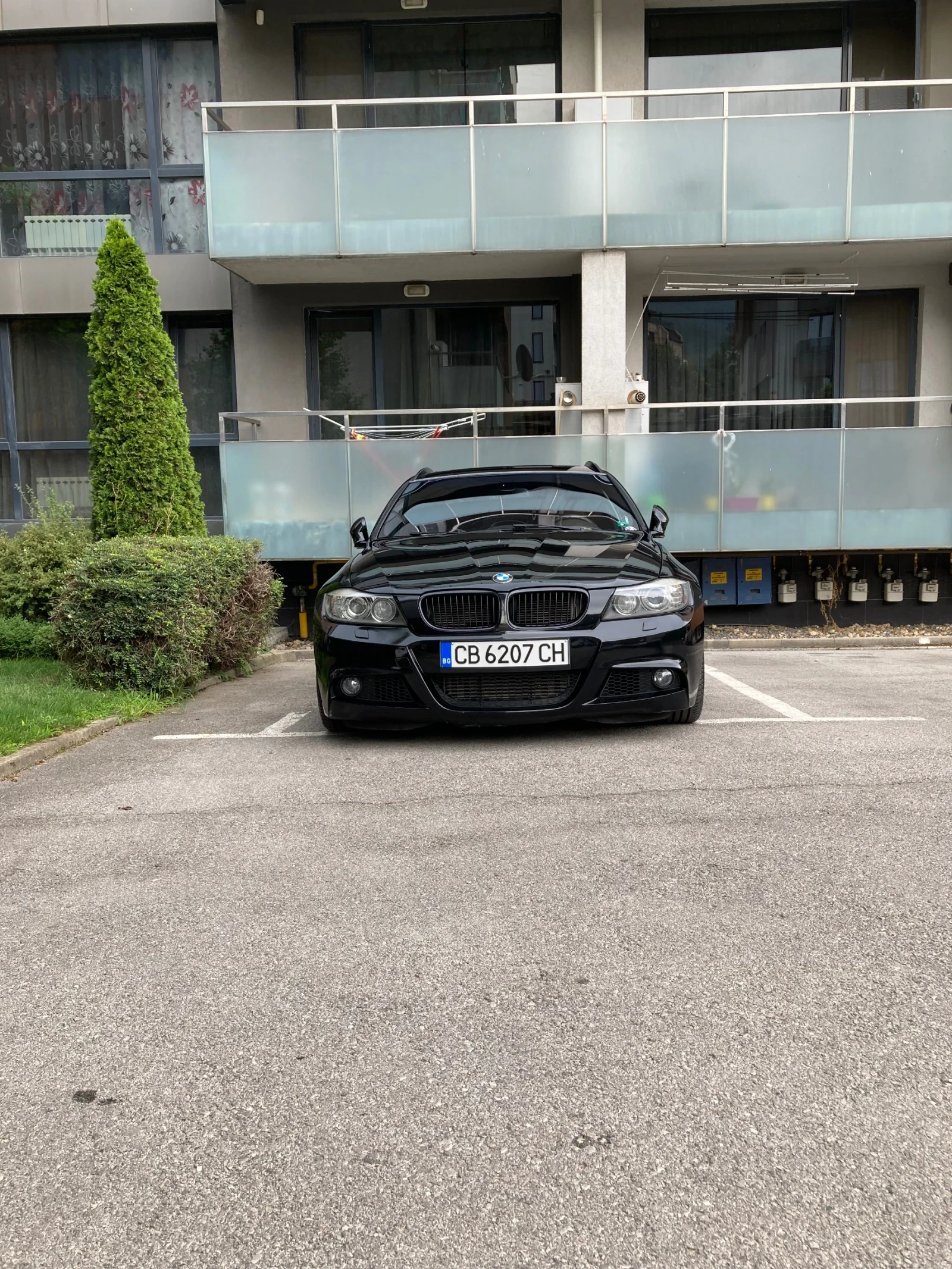 BMW 330 LCi, M pack, Shadow line, снимка 2 - Автомобили и джипове - 54735308