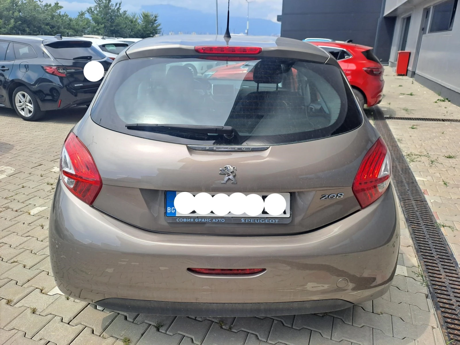 Peugeot 208 1.4 HDI ACTIVE, снимка 5 - Автомобили и джипове - 55035098