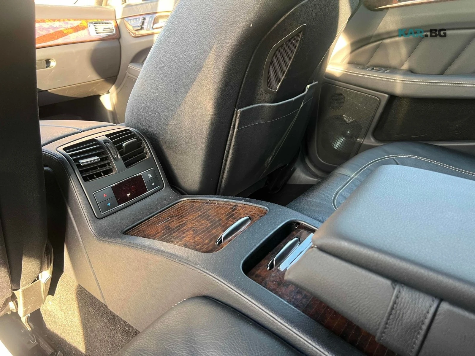 Mercedes-Benz CLS 550 4MATIC Автокредит Цена до България, снимка 16 - Автомобили и джипове - 55148205