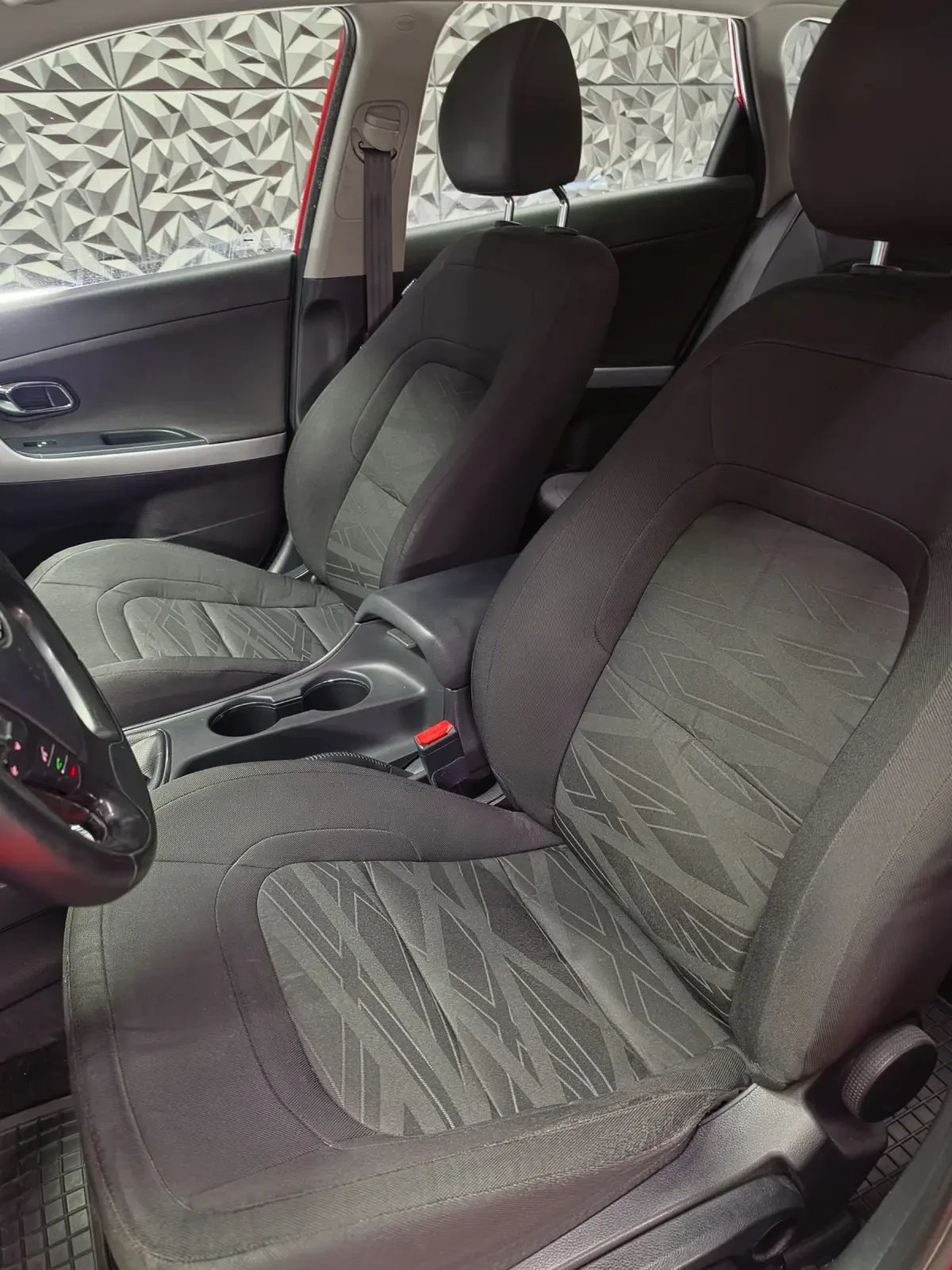 Kia Ceed 1.6CRDI* 2018�* 136�.�* ���* 6�* �����* ����� | Mobile.bg � ����������� 12