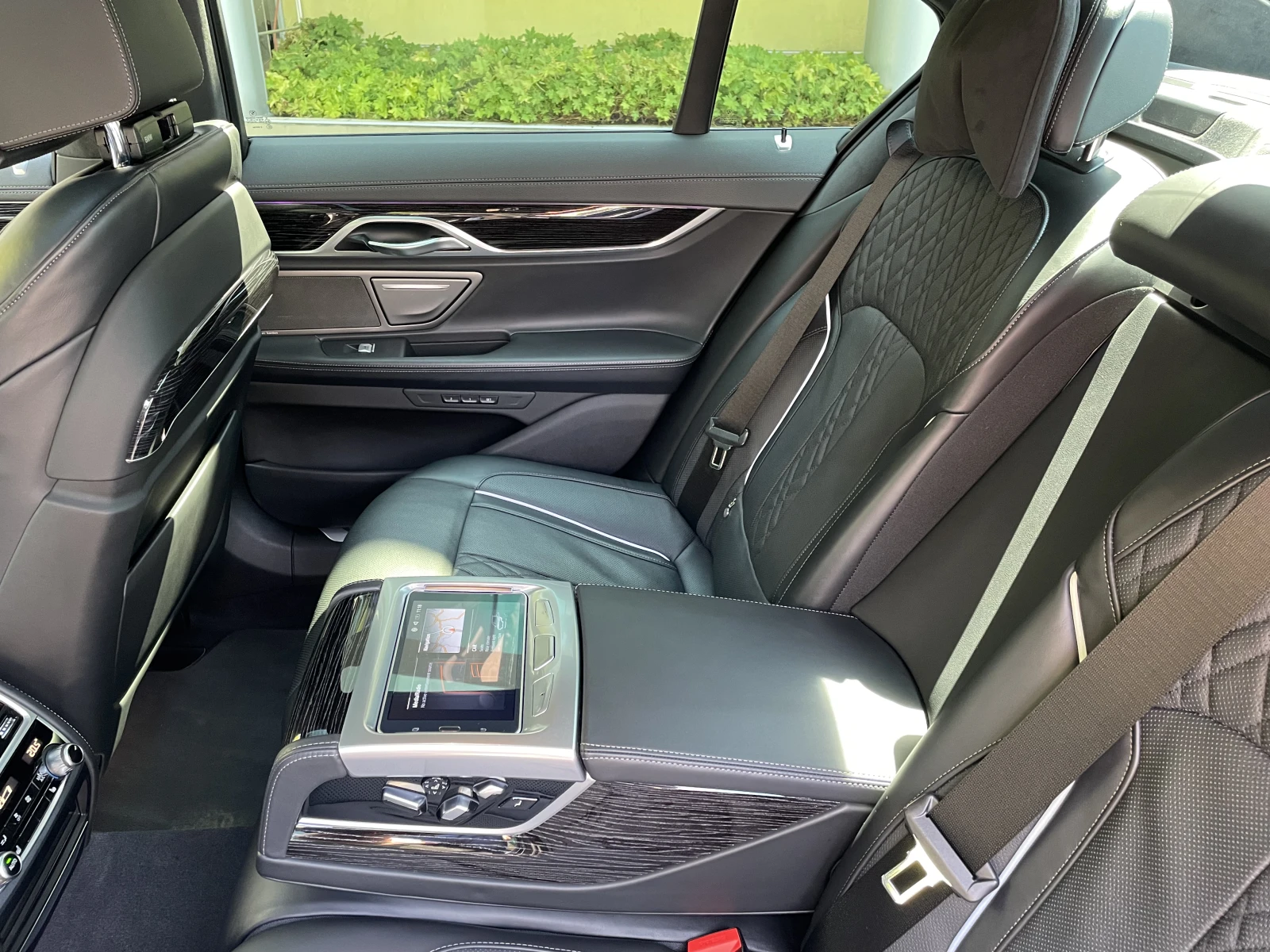 BMW 730 Xdrive, снимка 12 - Автомобили и джипове - 55377169
