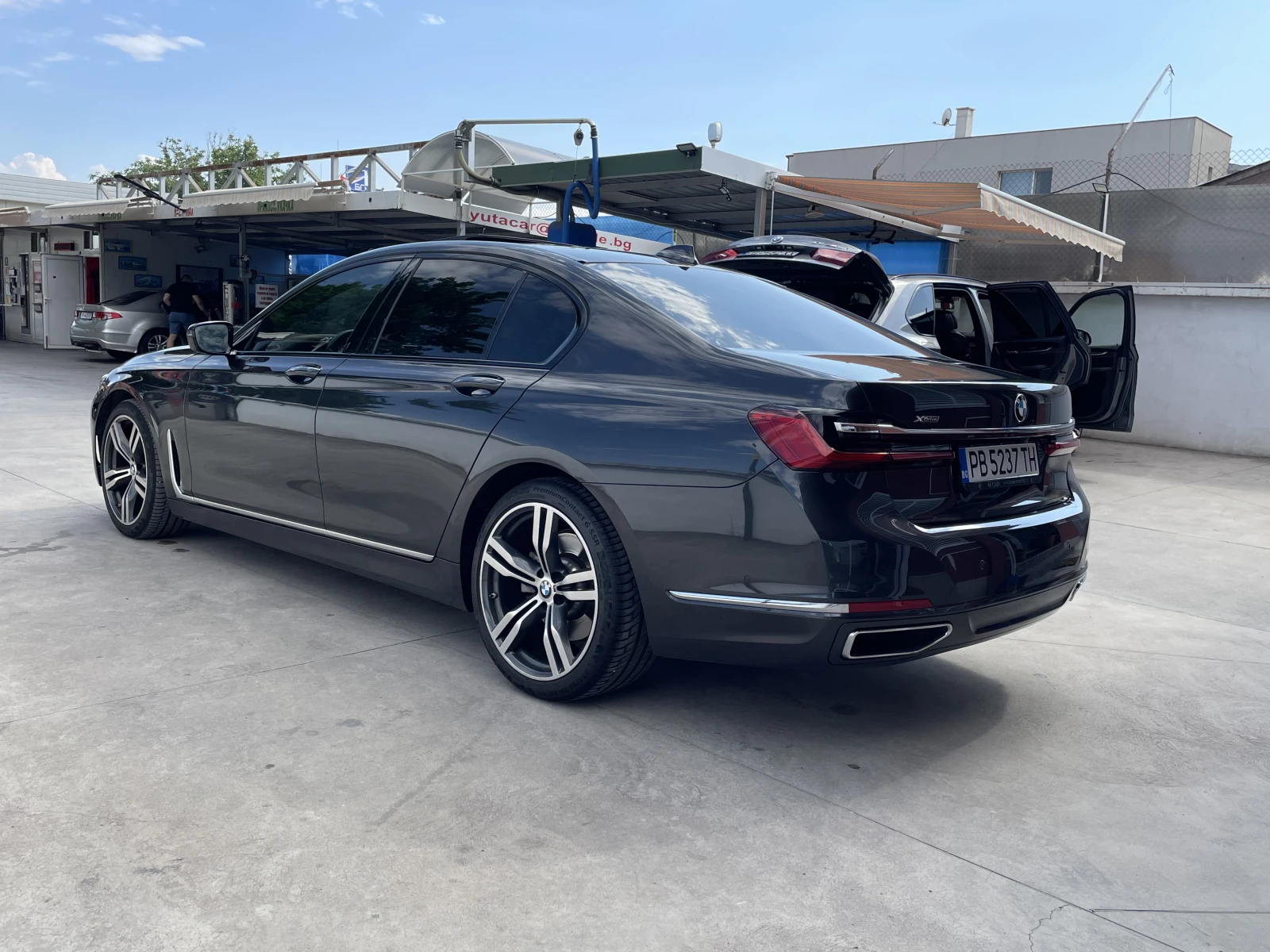 BMW 730 Xdrive, снимка 5 - Автомобили и джипове - 55377169