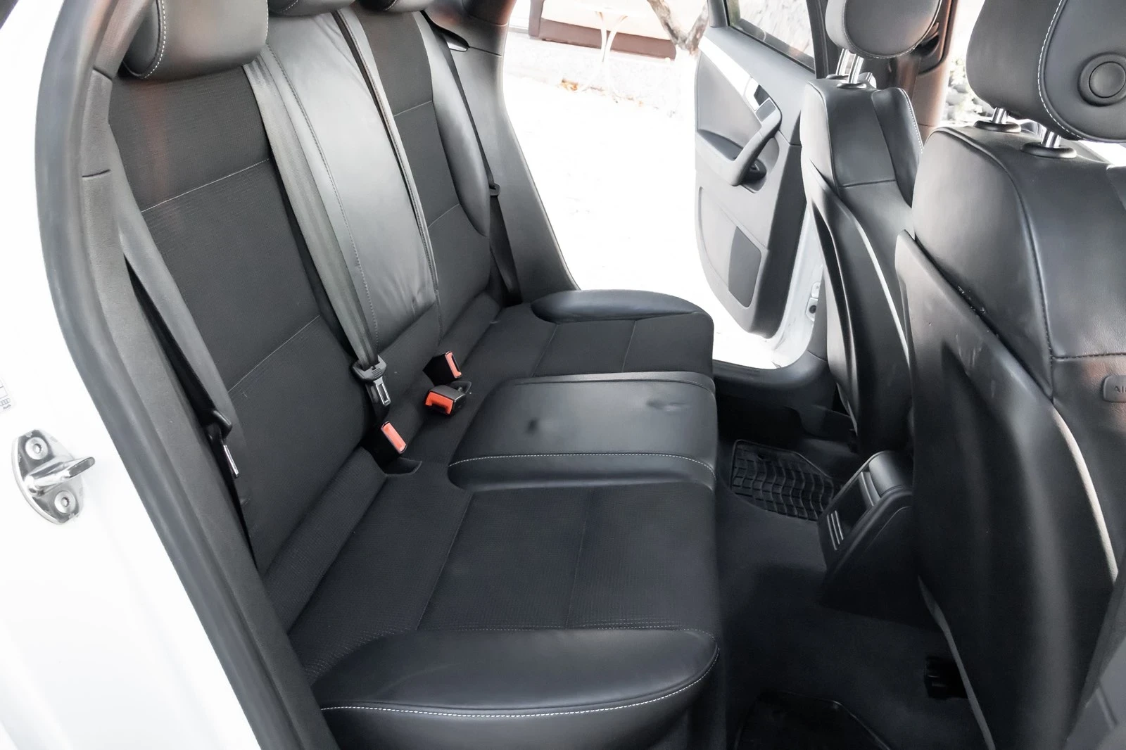 Audi A3 2.0tdi 140kc face avtomat 3 S-LINE pano, снимка 15 - Автомобили и джипове - 55514977