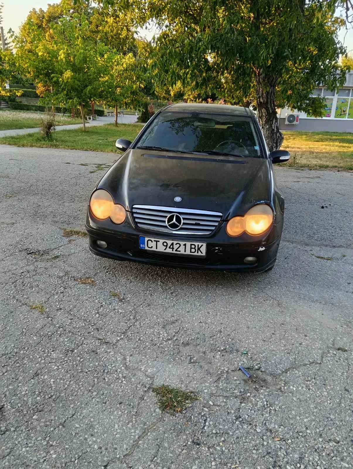 Mercedes-Benz C 220, снимка 2 - Автомобили и джипове - 55720752