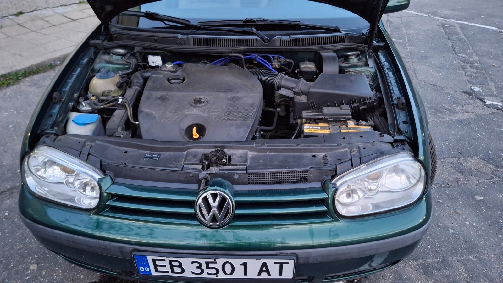 VW Golf Хечбек, снимка 7 - Автомобили и джипове - 55904439
