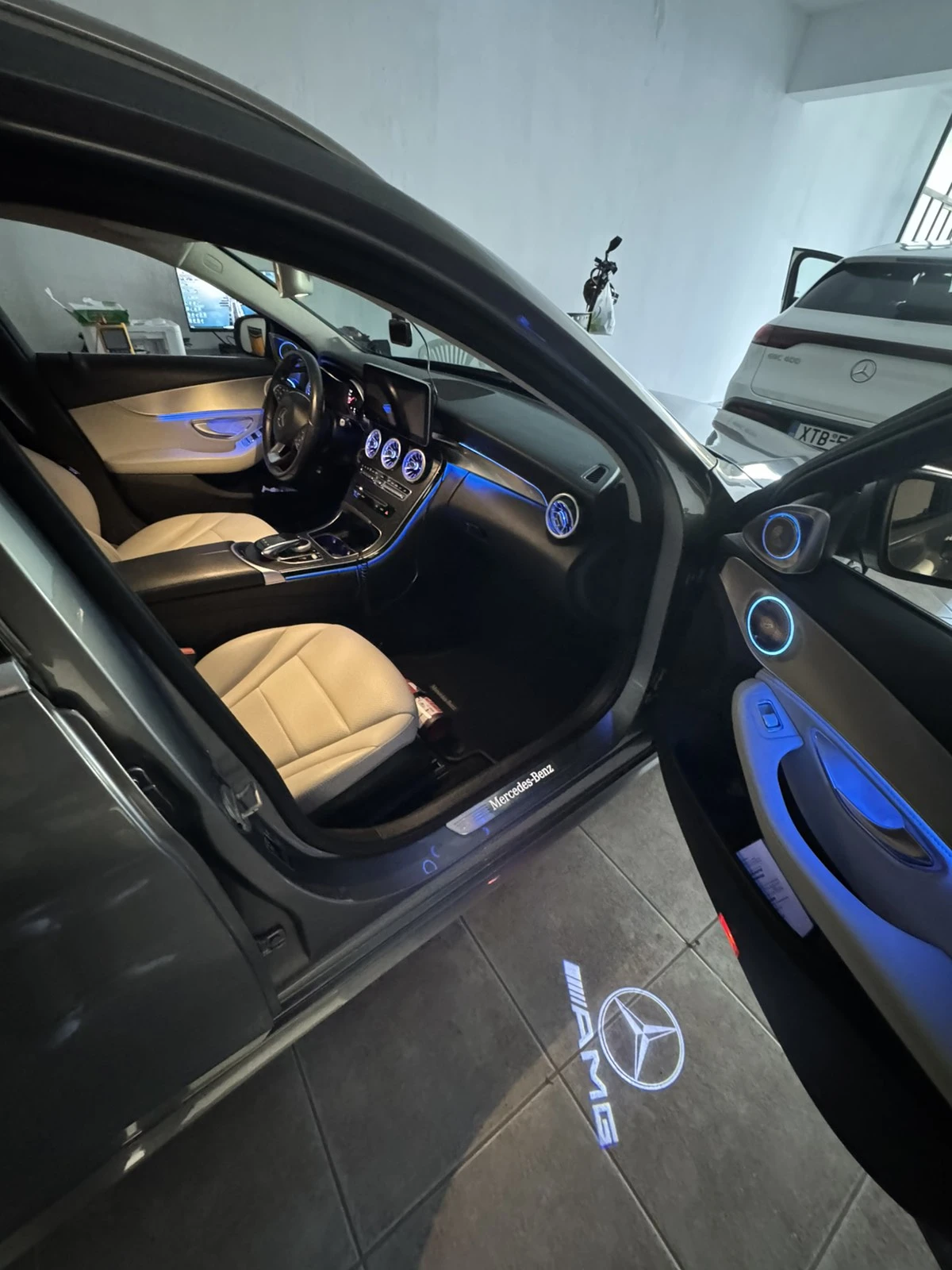 Mercedes-Benz C 220, снимка 9 - Автомобили и джипове - 55927130