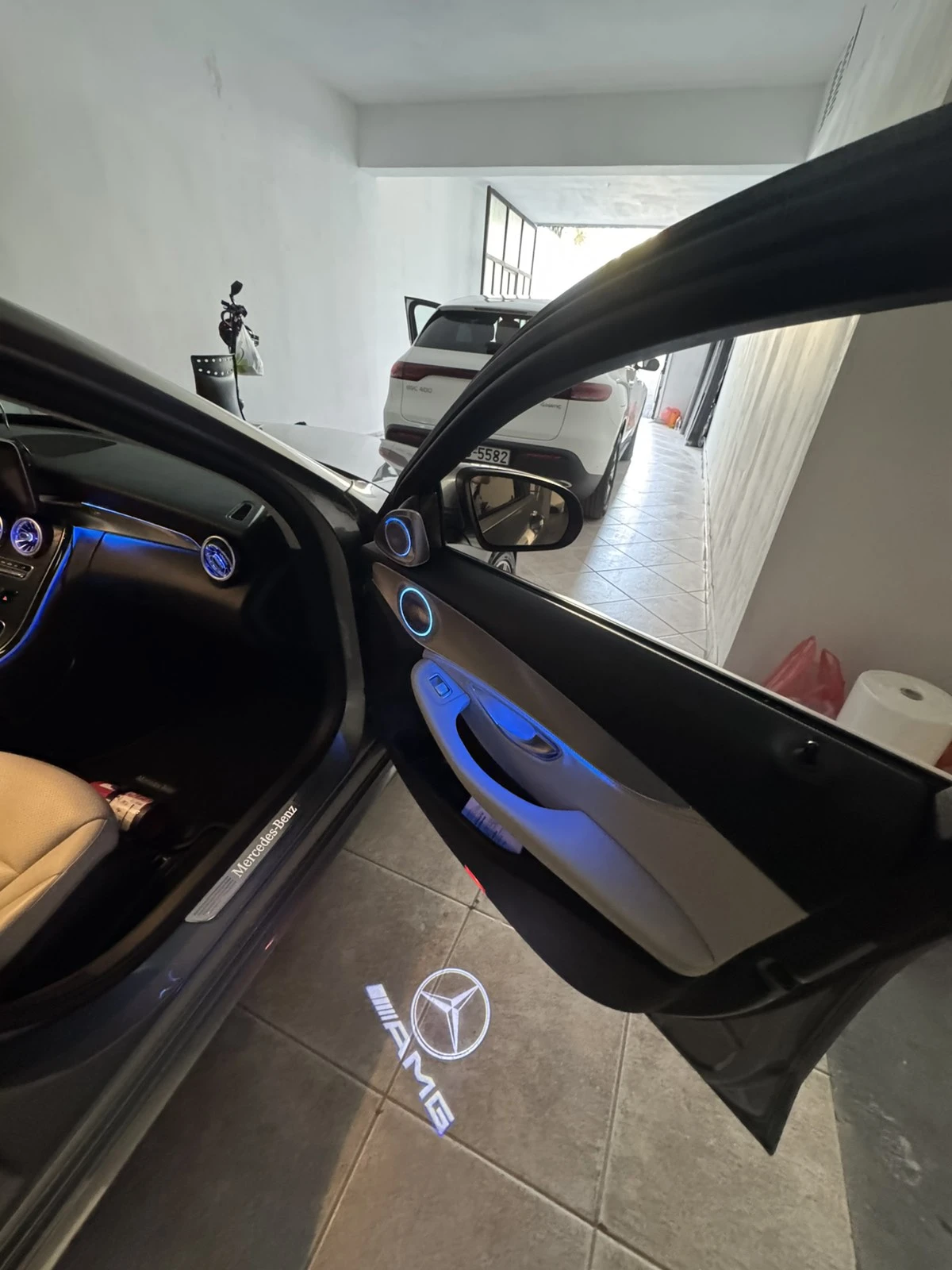 Mercedes-Benz C 220, снимка 8 - Автомобили и джипове - 55927130