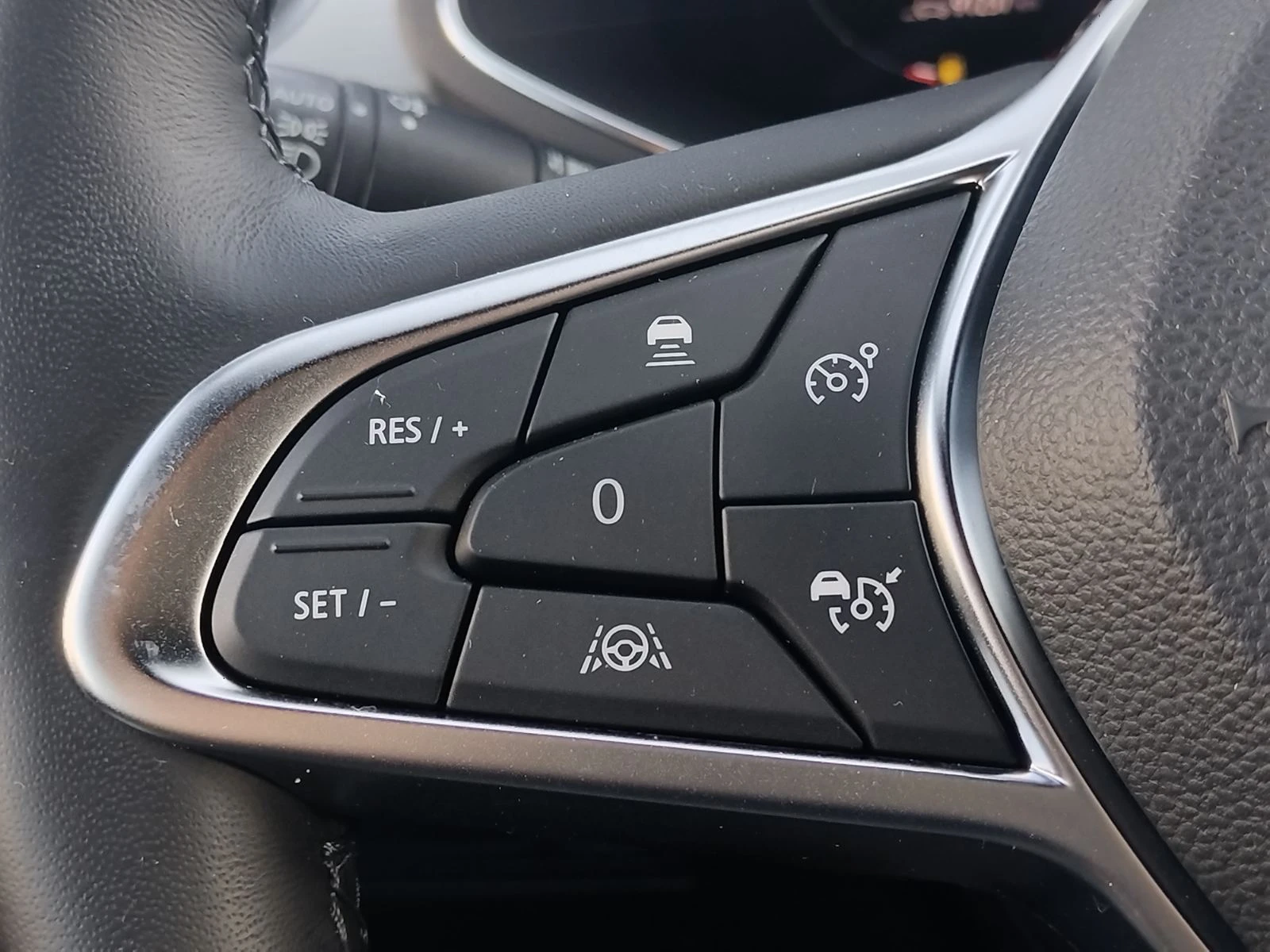 Renault Captur 1.6/E-TECH Hybrid 145к.с. , снимка 11 - Автомобили и джипове - 56069927