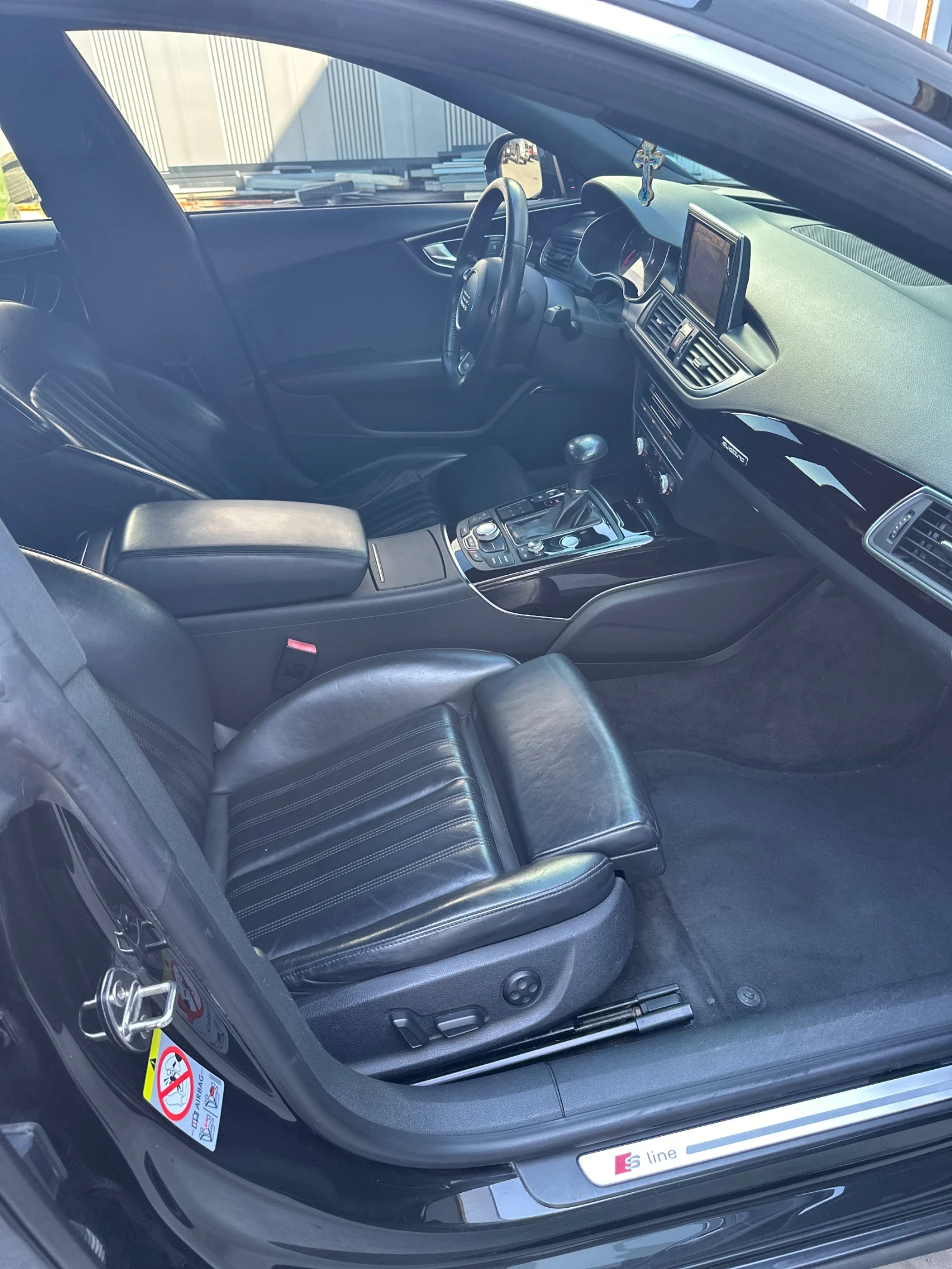 Audi A7 3xS Line! Сменени Вериги!, снимка 10 - Автомобили и джипове - 56153976