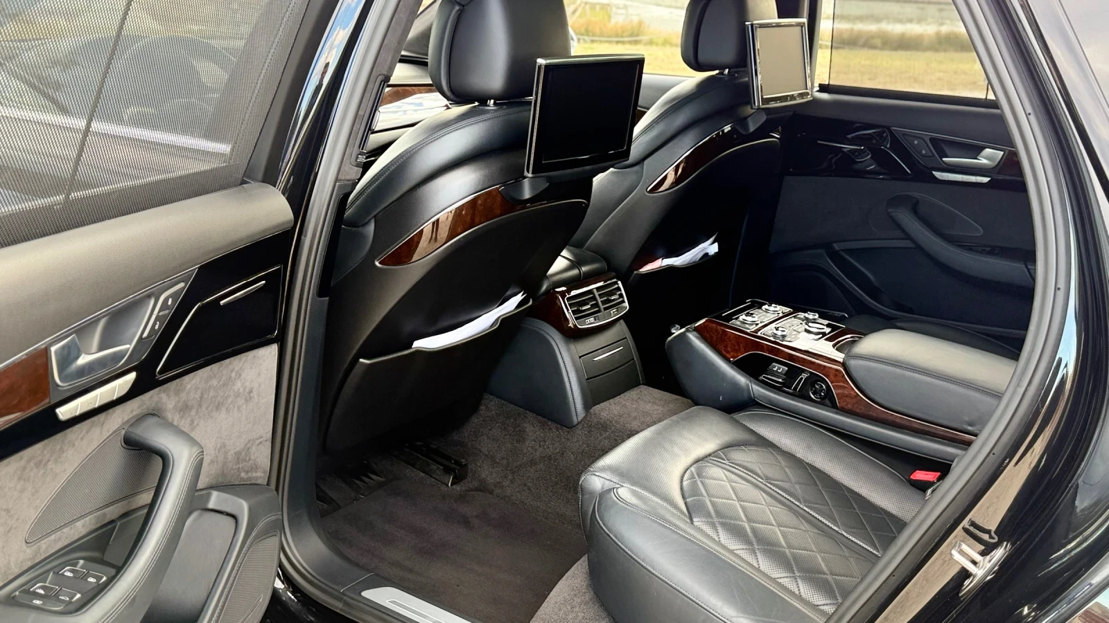 Audi A8 W12 full max / 21  rotor/ мatrix, снимка 11 - Автомобили и джипове - 56216040