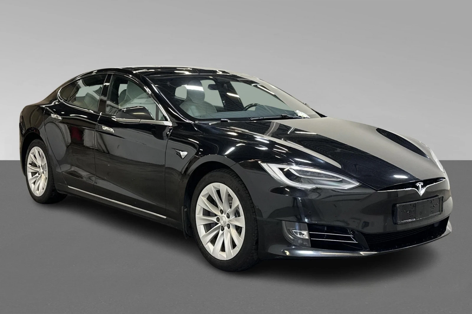 Tesla Model S All Wheel Drive Faceligting, снимка 3 - Автомобили и джипове - 56512522