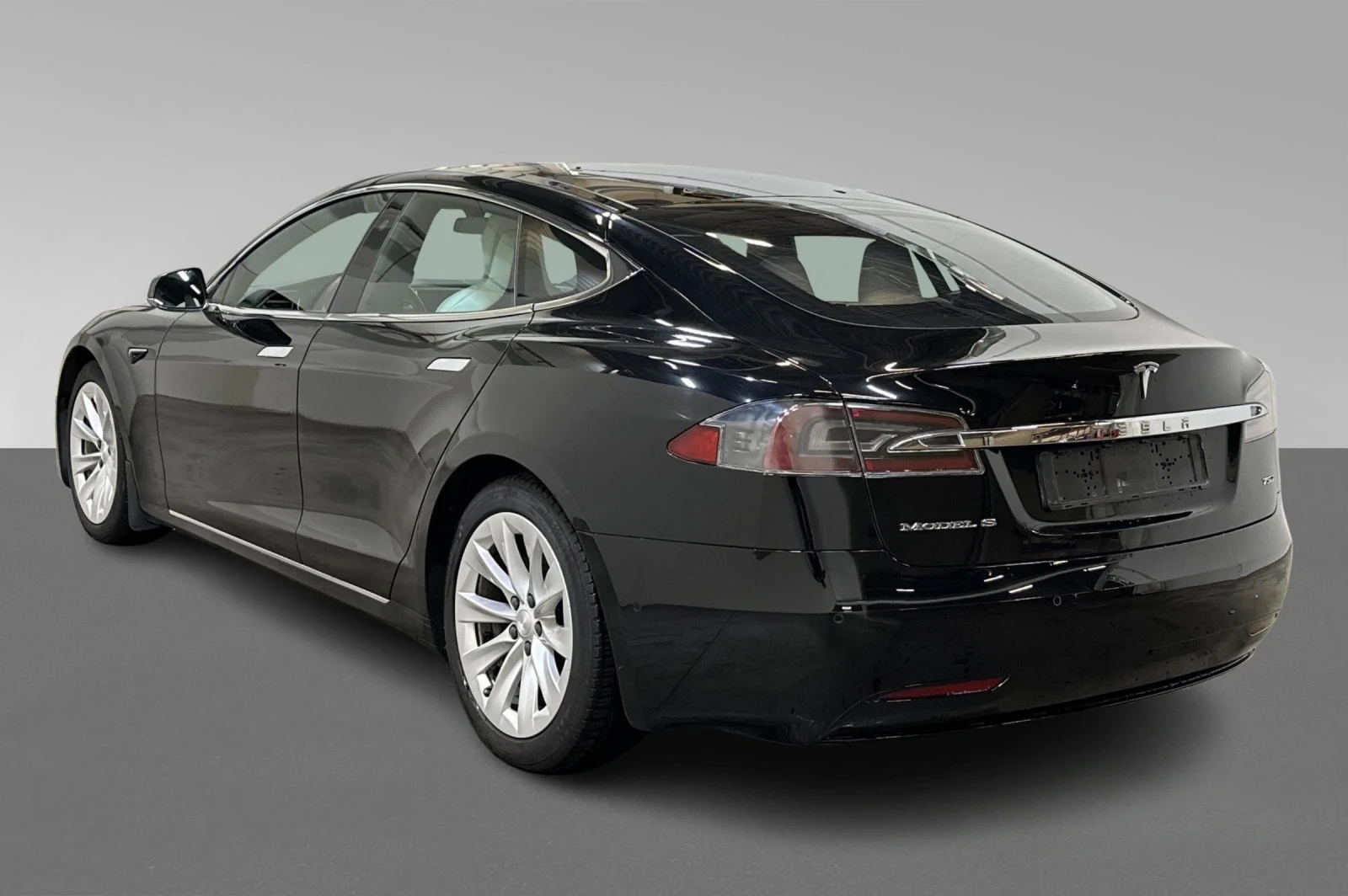 Tesla Model S All Wheel Drive Faceligting, снимка 6 - Автомобили и джипове - 56512522