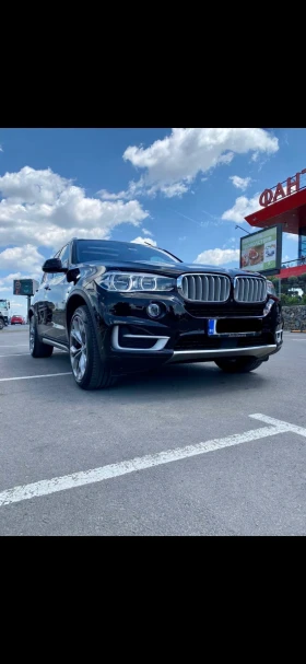 Обява за продажба на BMW X5 BMW X5 M40d* FULL* 360* B&O* Pano* 3xTV* DISTR*  ~51 900 лв. - изображение 1