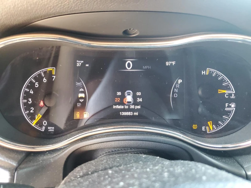 Jeep Grand cherokee Laredo / Keyless Go / Bluetooth / 4x4 / Кожа / , снимка 9 - Автомобили и джипове - 52490310