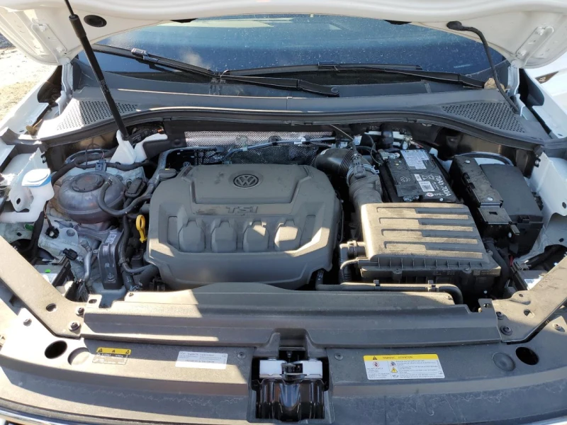 VW Tiguan SEL R-LINE BLACK/FULL/ПАНО/КЛИП НА МОТОРА - 50000 лв. - 42733641 | Car24.bg