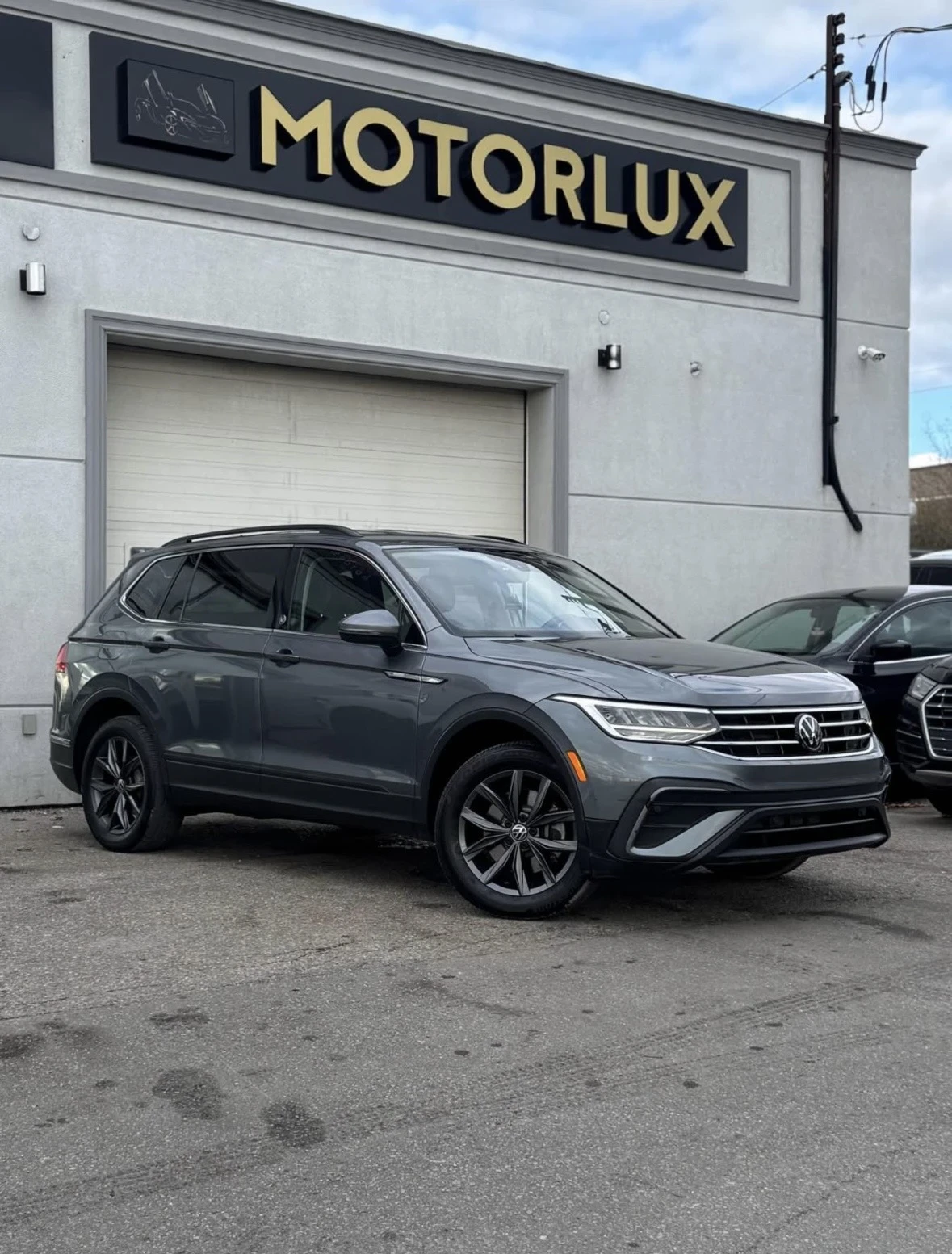VW Tiguan * * CARFAX* * АВТО КРЕДИТ* * , снимка 1