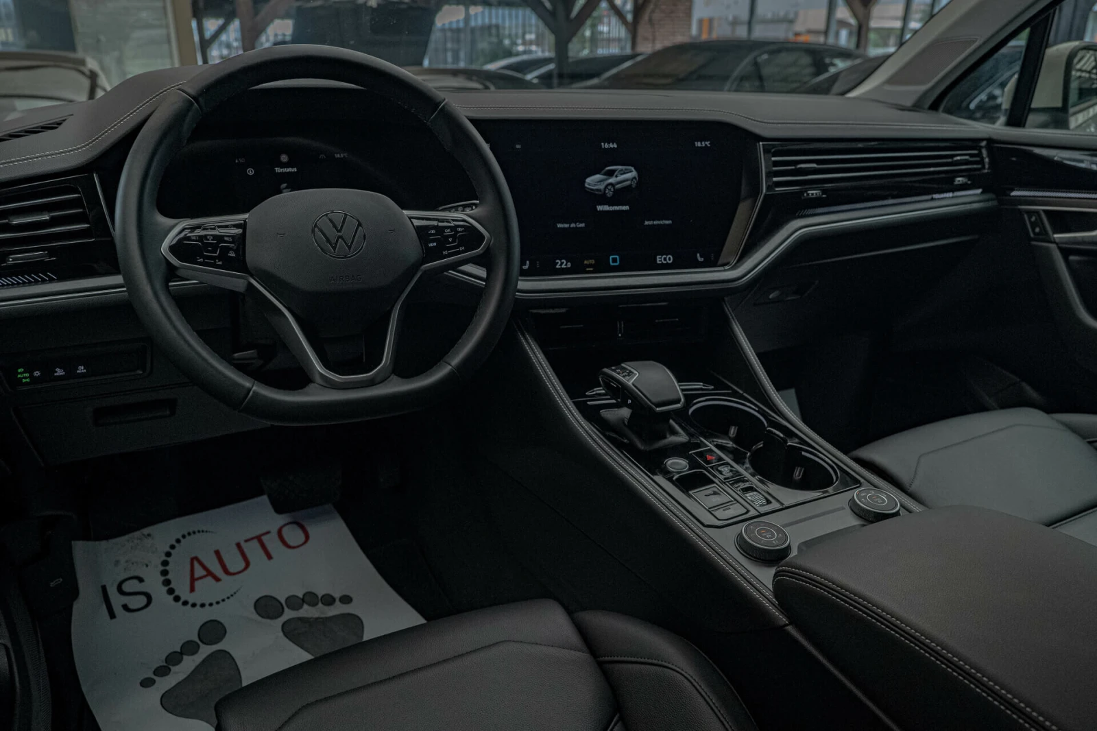VW Touareg 3.0TDI/4Motion/Virtual/Камера/Подгрев - изображение 8