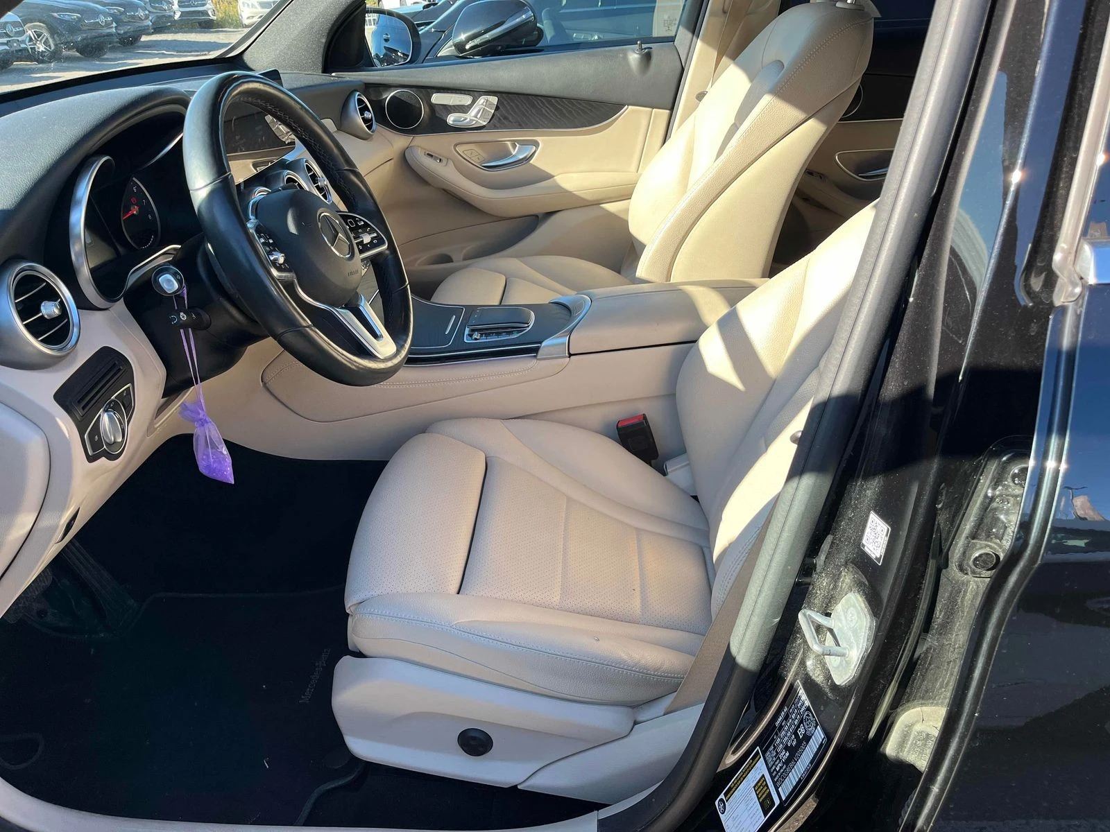 Mercedes-Benz GLC 300 CARFAX АВТО КРЕДИТ  - изображение 6