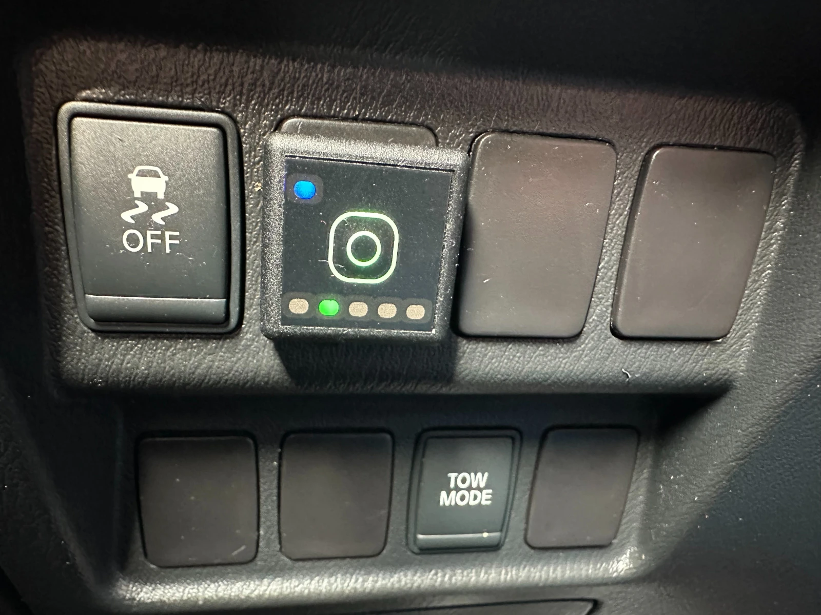 Nissan Pathfinder 3.5i 264 �.�/���/������  | Mobile.bg � ����������� 15