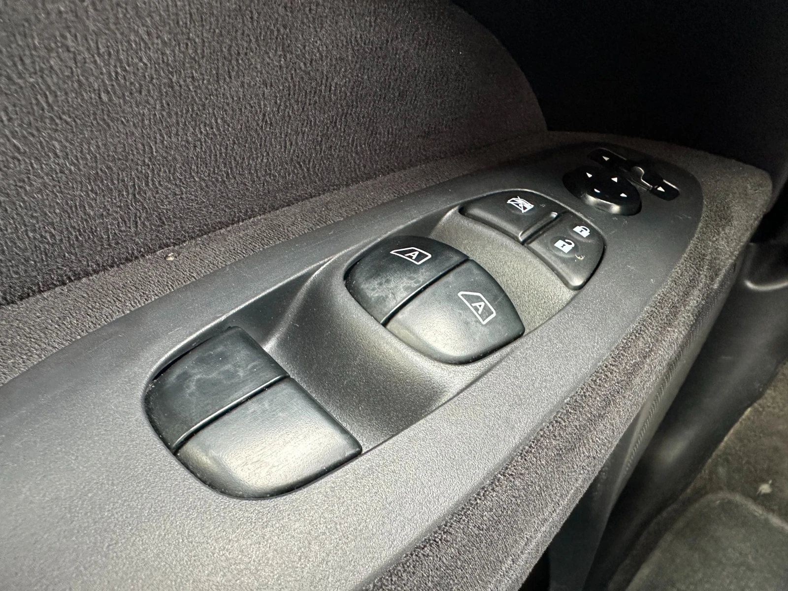 Nissan Pathfinder 3.5i 264 �.�/���/������  | Mobile.bg � ����������� 16