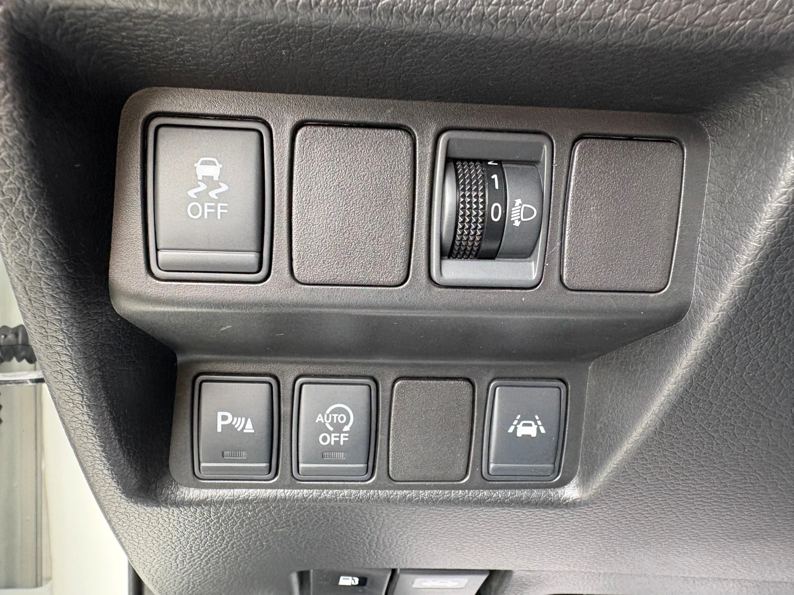 Nissan Qashqai 1.6DCI* TEKNA* ЛИЗИНГ БЕЗ ДОКАЗАН ДОХОД* БАРТЕР* , снимка 12 - Автомобили и джипове - 54053902