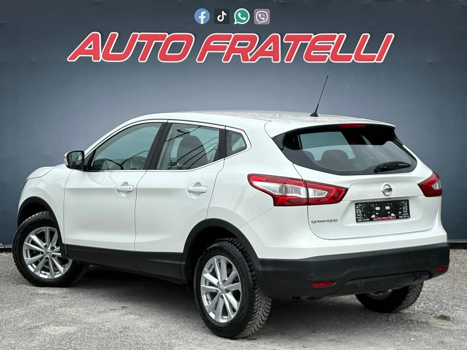 Nissan Qashqai 1.6DCI* TEKNA* ЛИЗИНГ БЕЗ ДОКАЗАН ДОХОД* БАРТЕР* , снимка 6 - Автомобили и джипове - 54053902