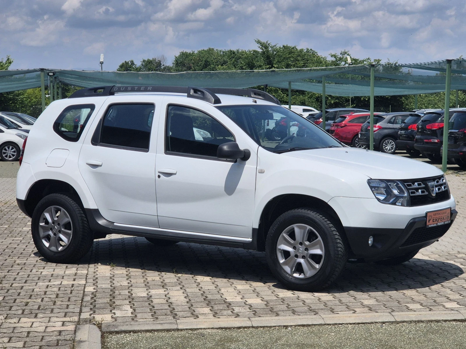 Dacia Duster 1.5 диз. 109к.с., снимка 6 - Автомобили и джипове - 54815724