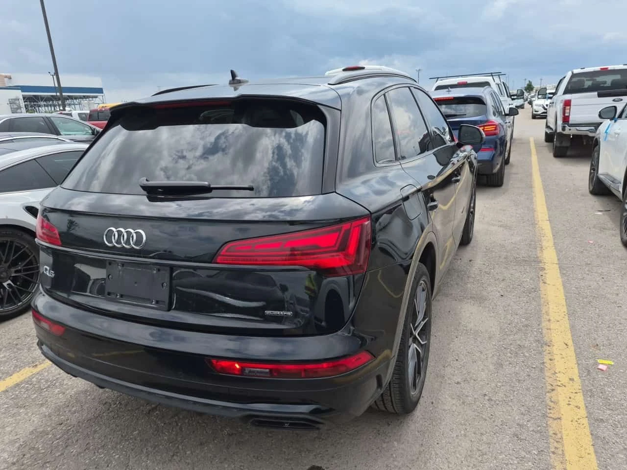 Audi Q5 PROGRESSIV/CARFAX/ДИСТРОНИК/ПАНО/2 КЛЮЧА/ПОДГРЕВ/, снимка 3 - Автомобили и джипове - 55230807