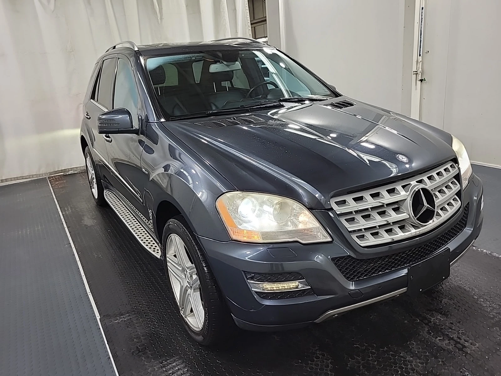 Mercedes-Benz ML 350 BlueTEC* CARFAX* АВТОКРЕДИТ * , снимка 3 - Автомобили и джипове - 56116668