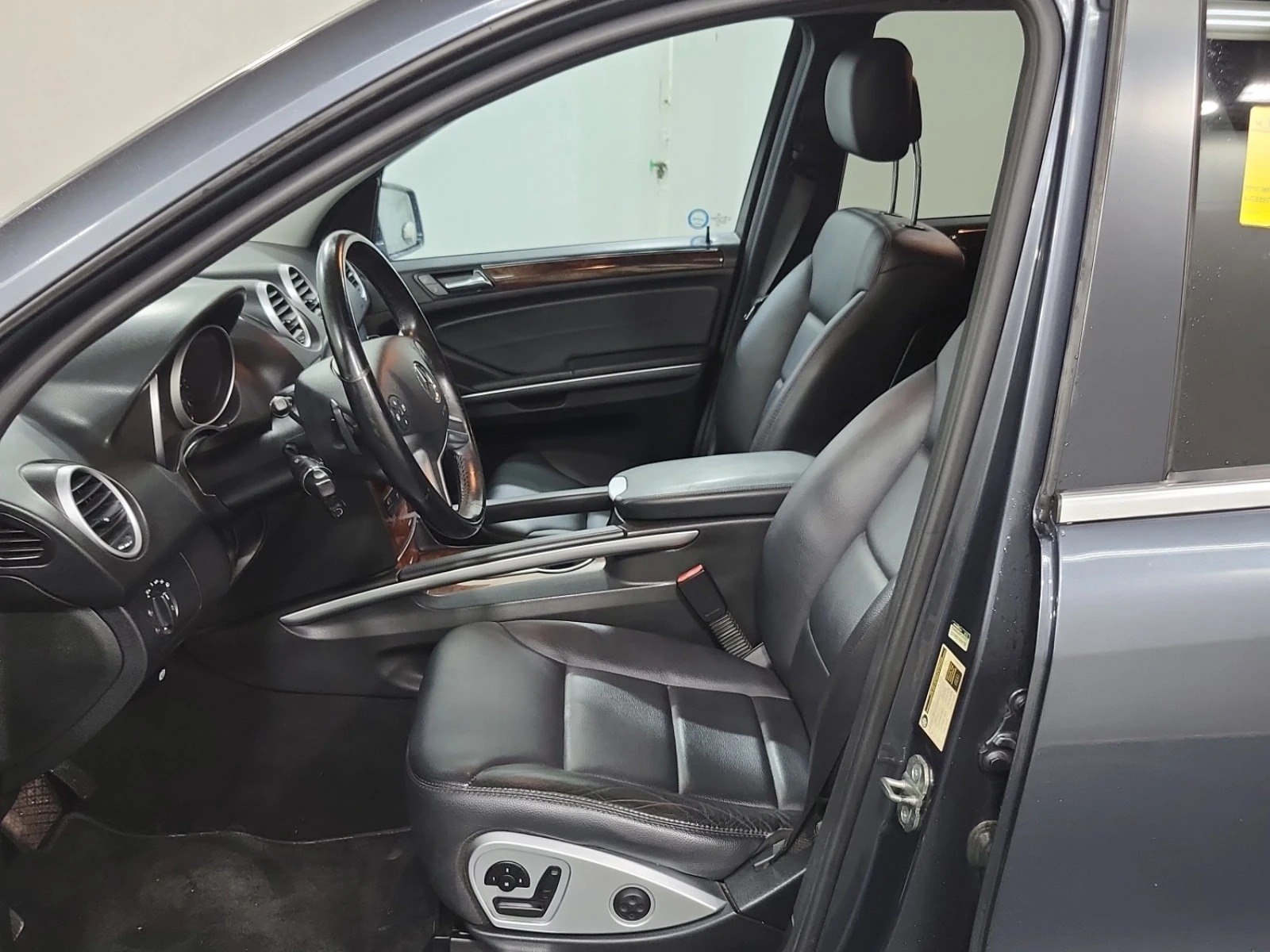 Mercedes-Benz ML 350 BlueTEC* CARFAX* АВТОКРЕДИТ * , снимка 8 - Автомобили и джипове - 56116668