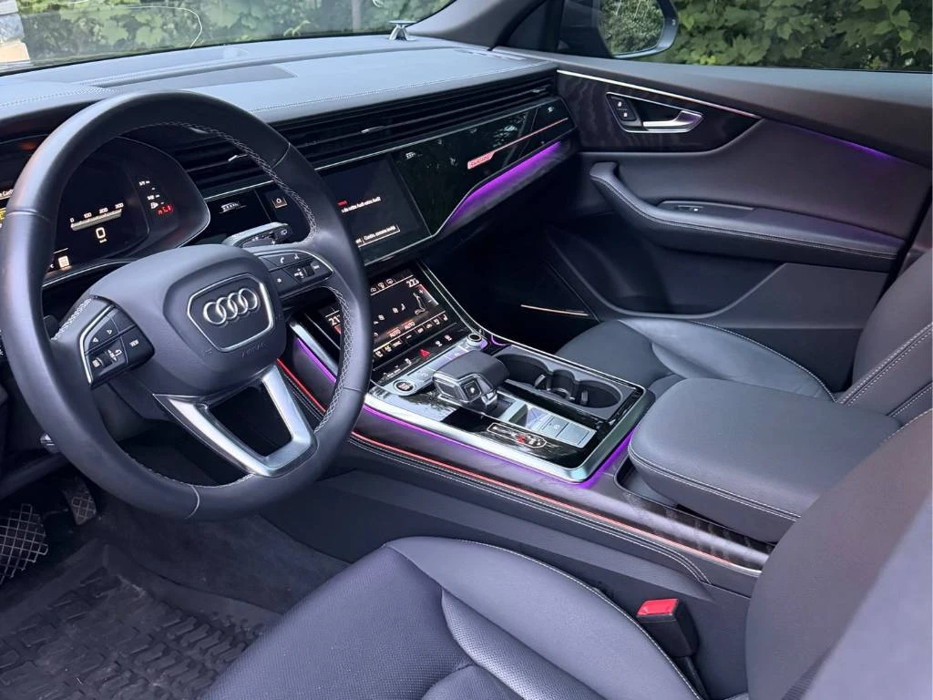 Audi Q8 Technik 55 TFSI* CARFAX* ОПЦИЯ ЗА ФИНАНСИРАНЕ* , снимка 8 - Автомобили и джипове - 56214477