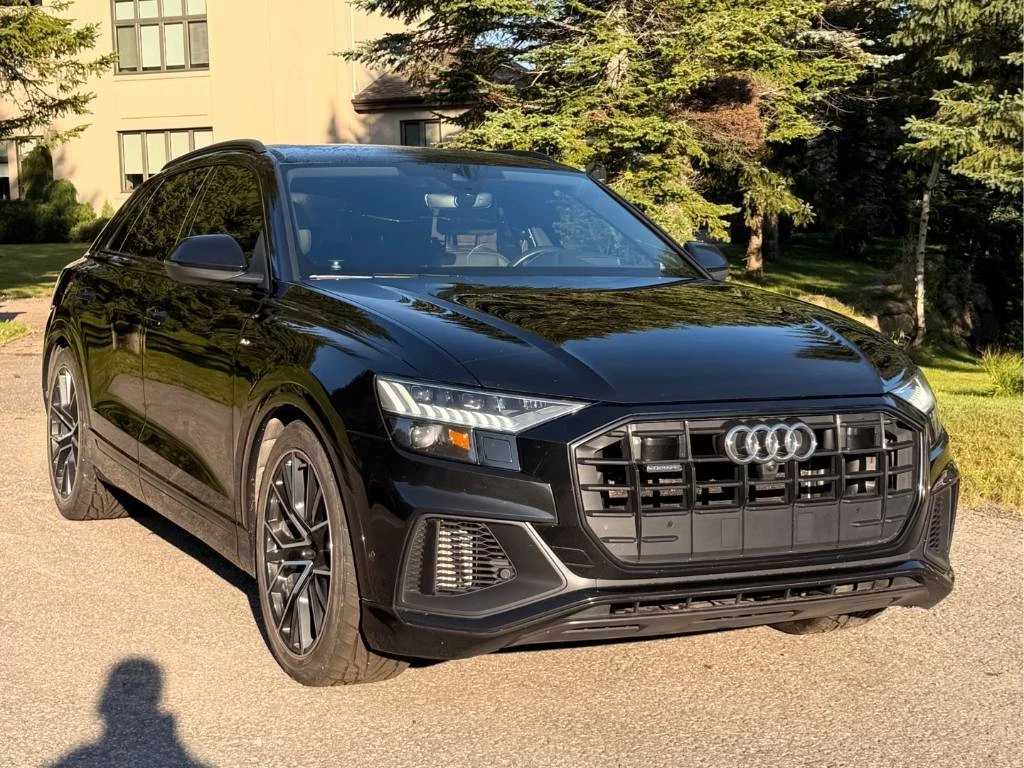 Audi Q8 Technik 55 TFSI* CARFAX* ОПЦИЯ ЗА ФИНАНСИРАНЕ* , снимка 3 - Автомобили и джипове - 56214477
