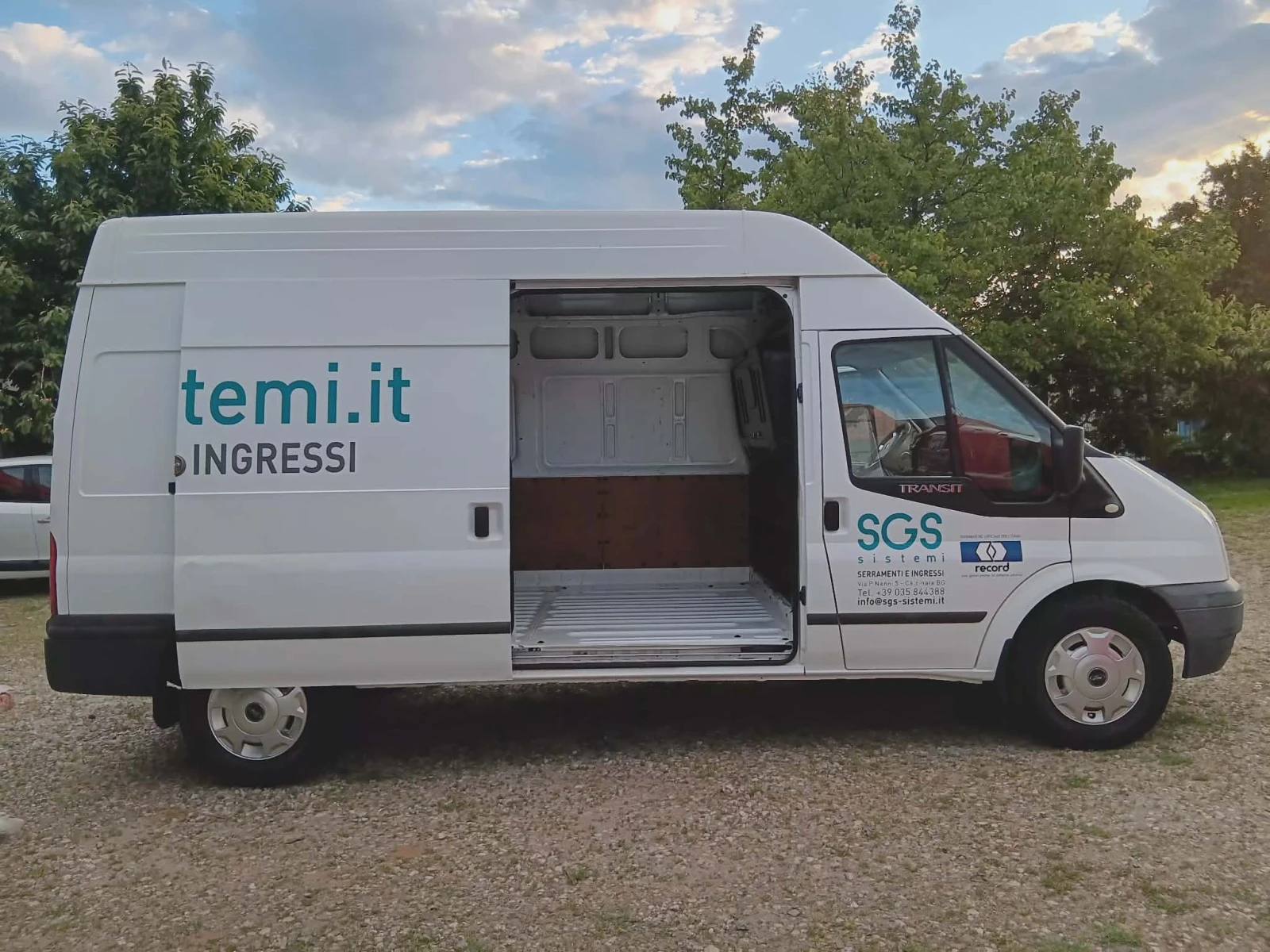 Ford Transit 2.2, снимка 10 - Бусове и автобуси - 54572641