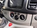 Opel Vivaro 2.0CDTI Климатик  - изображение 9