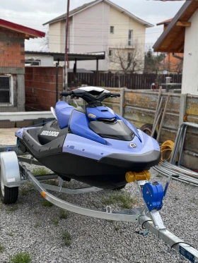 Джет Bombardier Sea Doo Spark чисто нов още гаранционен, снимка 3 - Воден транспорт - 49546909