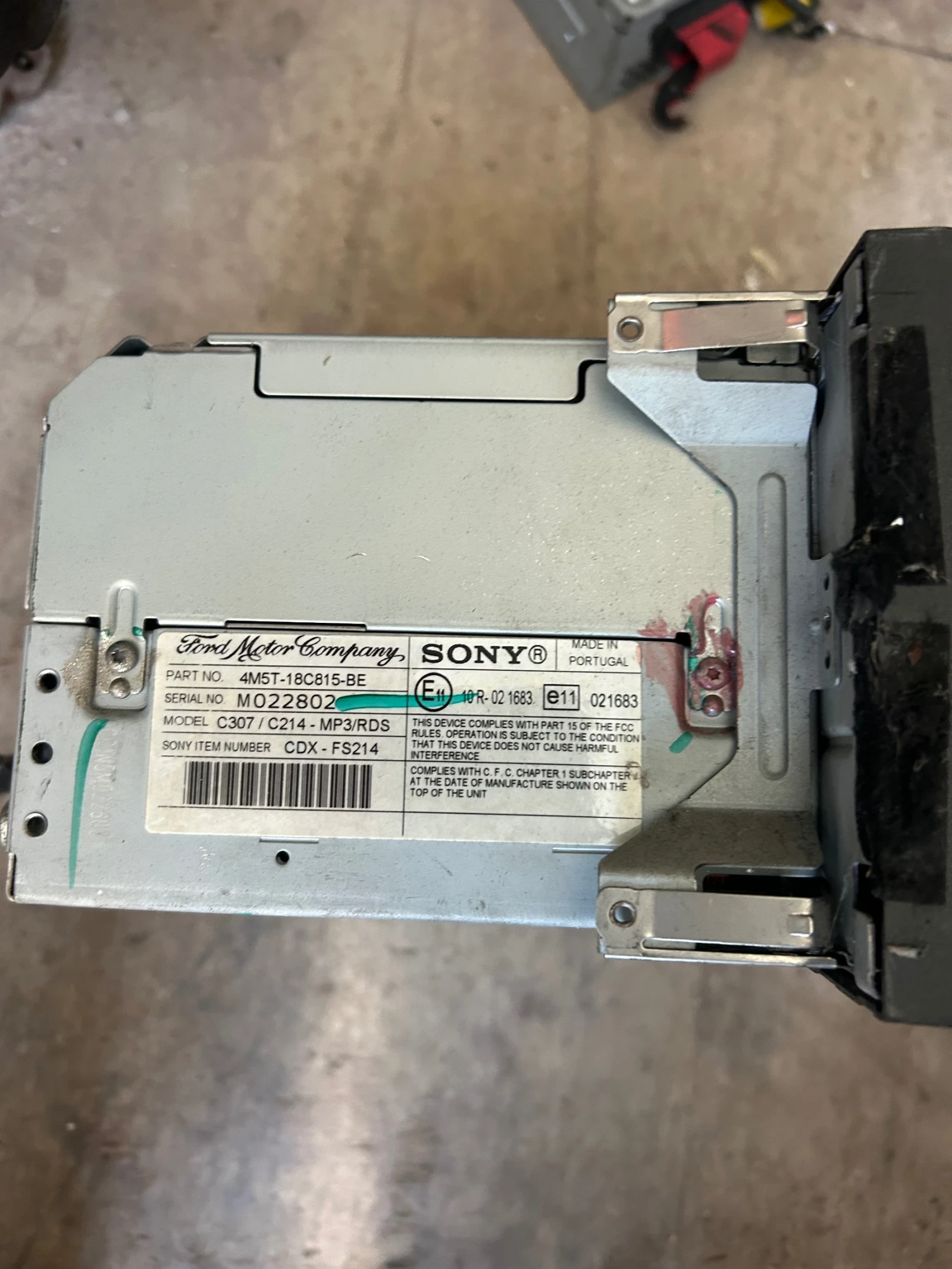 4M5T-18C815-BE радио CD FORD FOCUS, снимка 3 - Части - 56735073