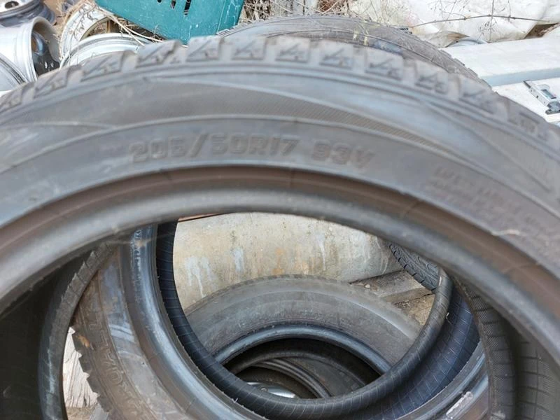 Гуми Всесезонни 205/50R17, снимка 7 - Гуми и джанти - 36663602