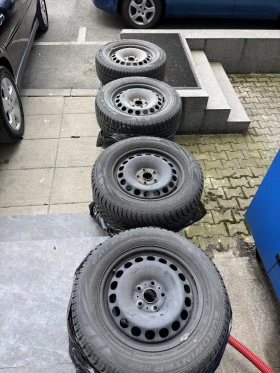        215/60R16