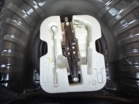 Nissan Micra 1.2i 80кс EURO 5B, снимка 10