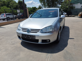 VW Golf 1.6i