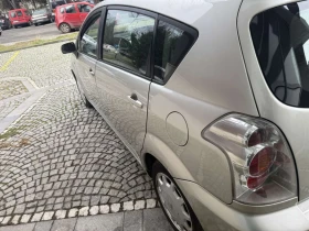 Toyota Corolla verso D4D 136k.c. - 2500 € / 4889.57 лв. - 25934547 3