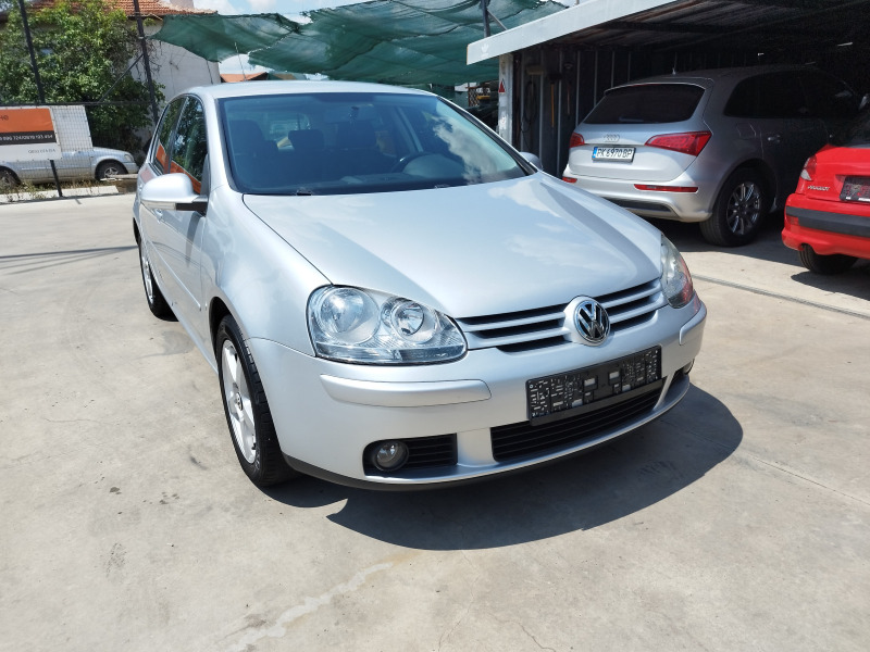 VW Golf 1.6i, снимка 2 - Автомобили и джипове - 46708534