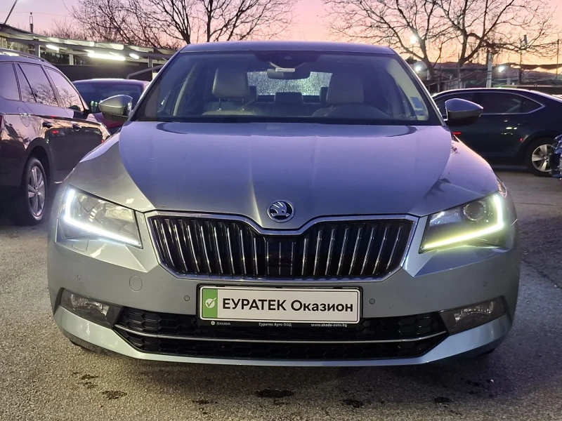 Skoda Superb L&K 2.0TDI/4х4/7DSG/N1, снимка 2 - Автомобили и джипове - 48381533