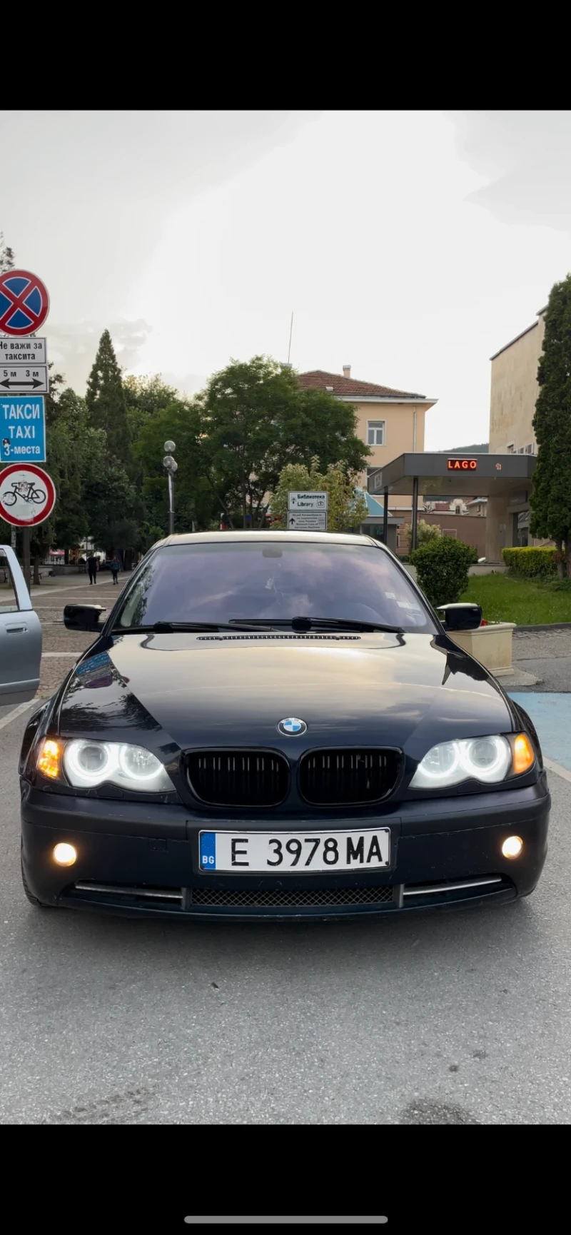 BMW 330, снимка 2 - Автомобили и джипове - 48547446